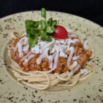 2. 350g Lentil soup with grilled smoked meat, 3pcs bread (1,7)