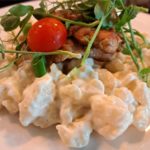 450g Syrové halušky s grilovanou bravčovou panenkou (1,3,7)